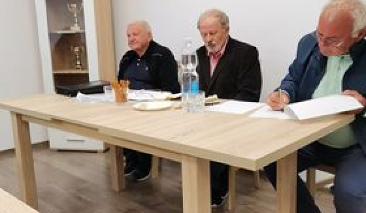 klub dôchodcov stretnutie